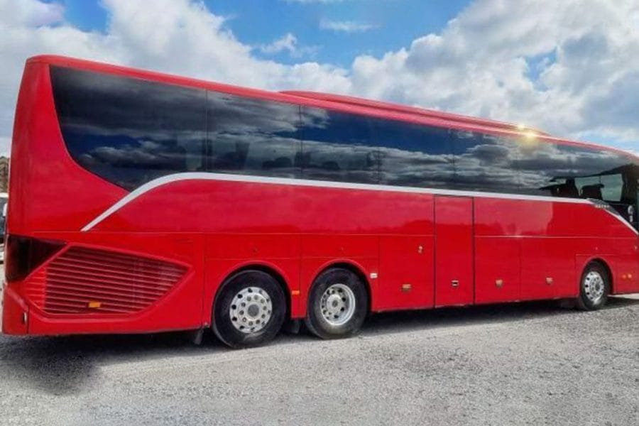 VIP Bus – 50 St Coach Bus
