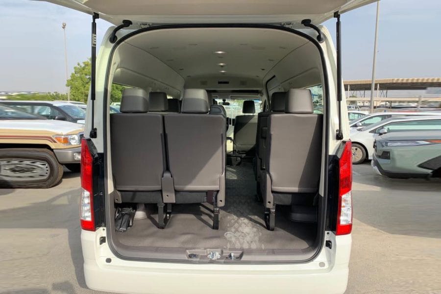 Toyota Hiace Bus -15 Seater