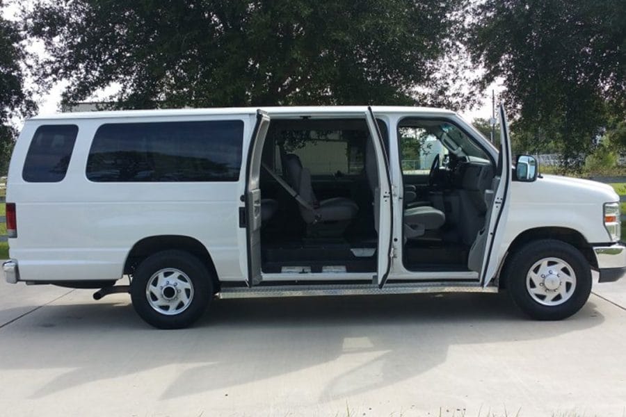 Ford E350 – 15 Seater