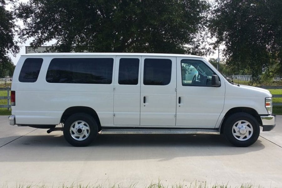 Ford E350 – 15 Seater