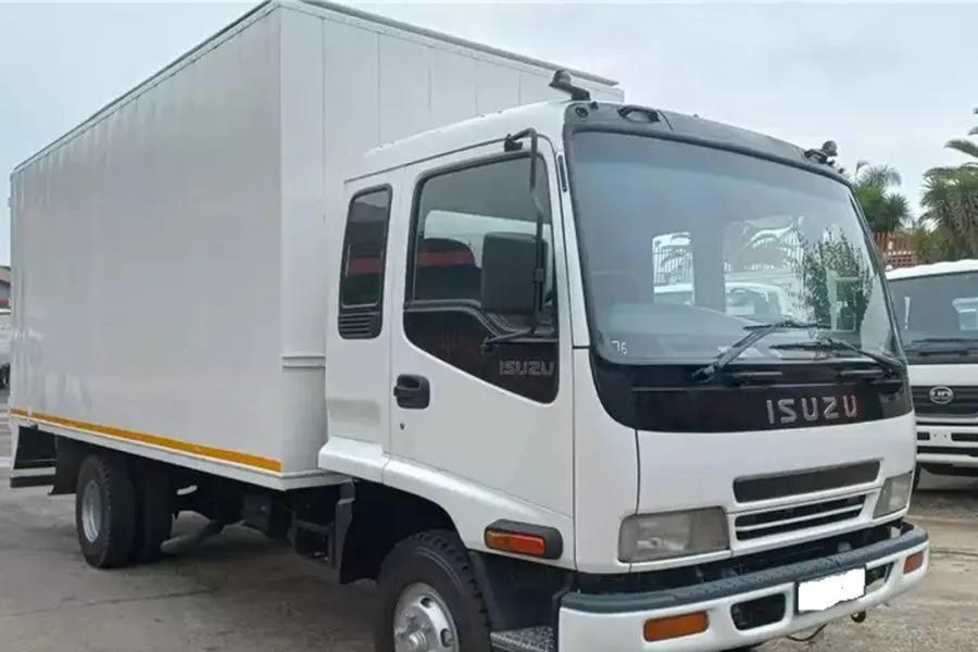 Isuzu Cargo Truck -12 Ft