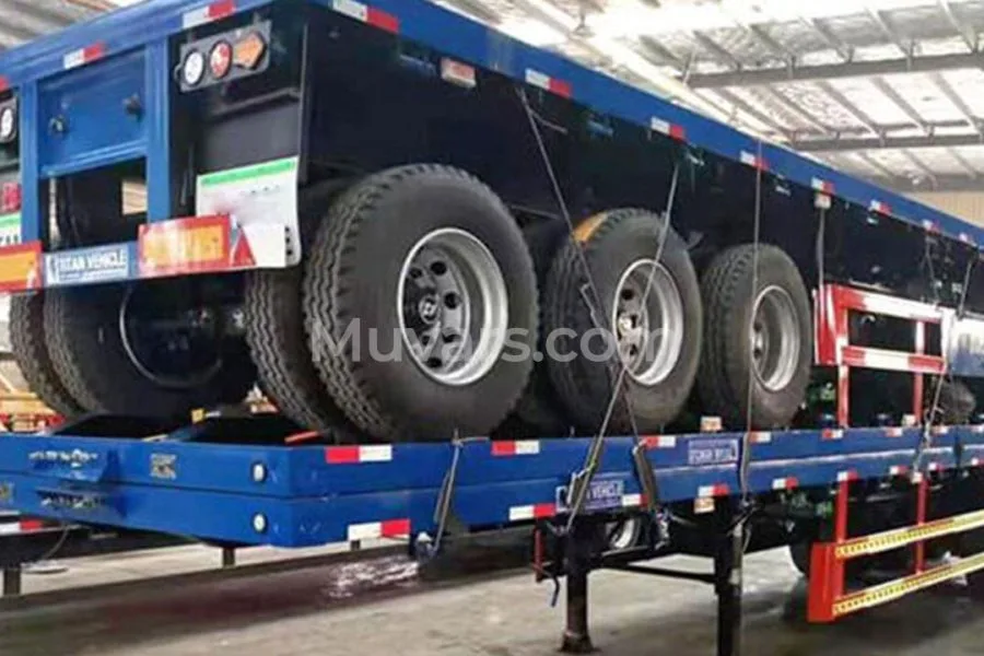 Flatbed Trailer – 3 Axles