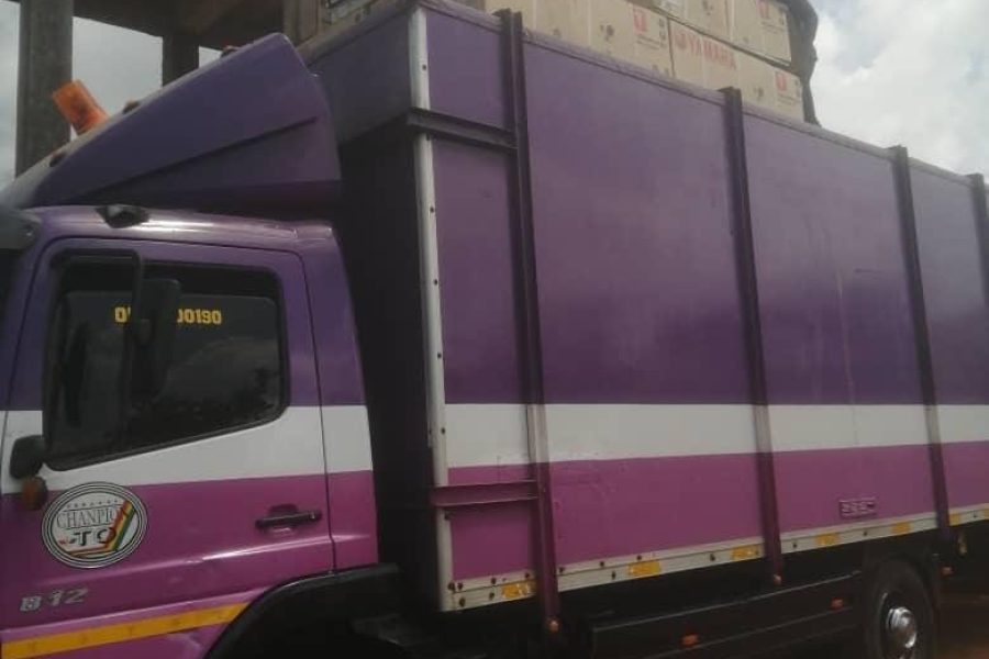 Benz Atego 20ft Box Truck