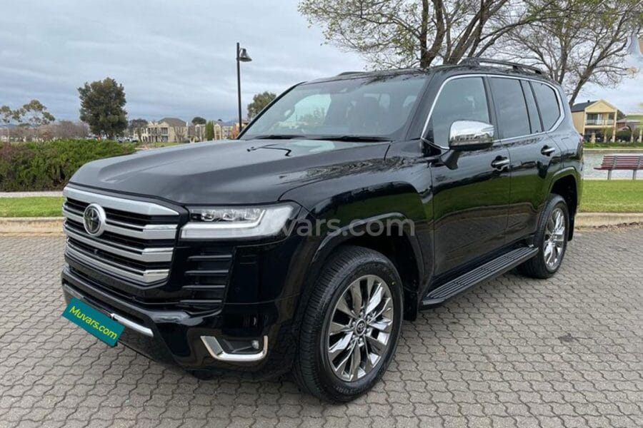 Toyota Land Cruiser LC300