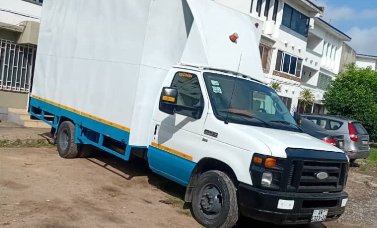 Ford Cargo Box Truck -17ft