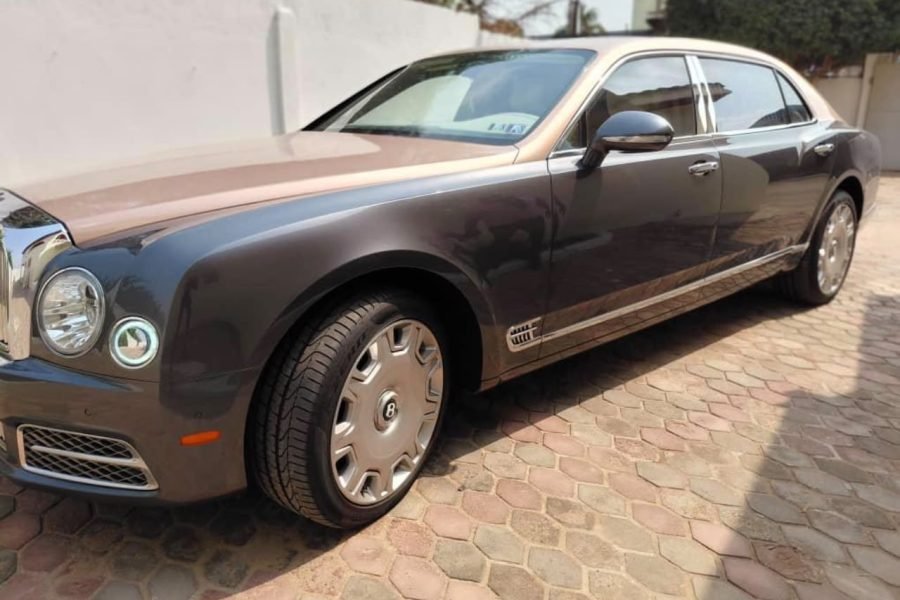 Bentley Mulsanne Two-Tone